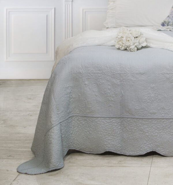 Trapuntina singola con copriguanciale Versailles di L'Atelier17