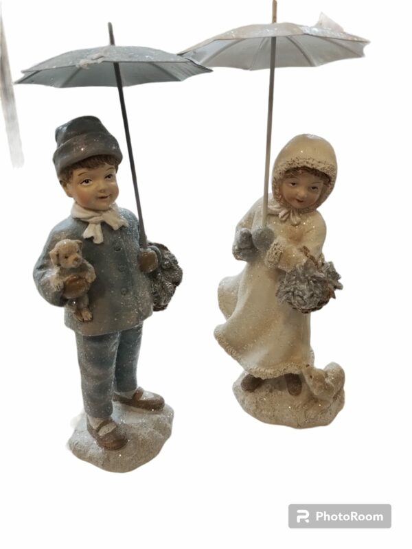 Coppia statuine di bambini con ombrello glitter