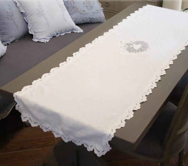 Runner in lino naturale con decoro intagliato bianco 40x180 Eros di Mia
